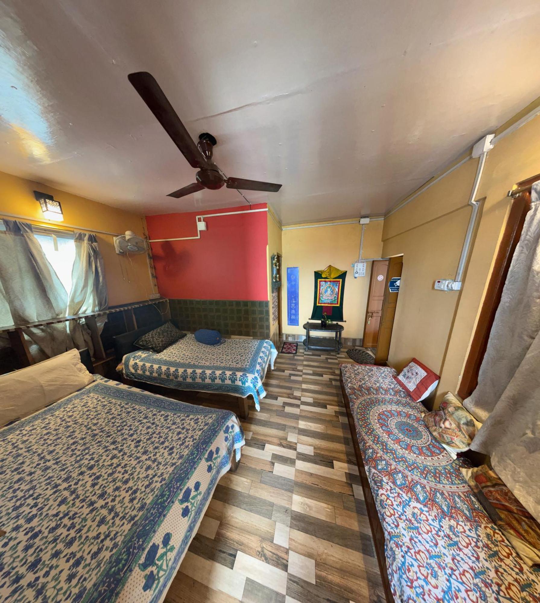 Calcutta Backpackers Homestay- For Travellers And Backpackers Dış mekan fotoğraf